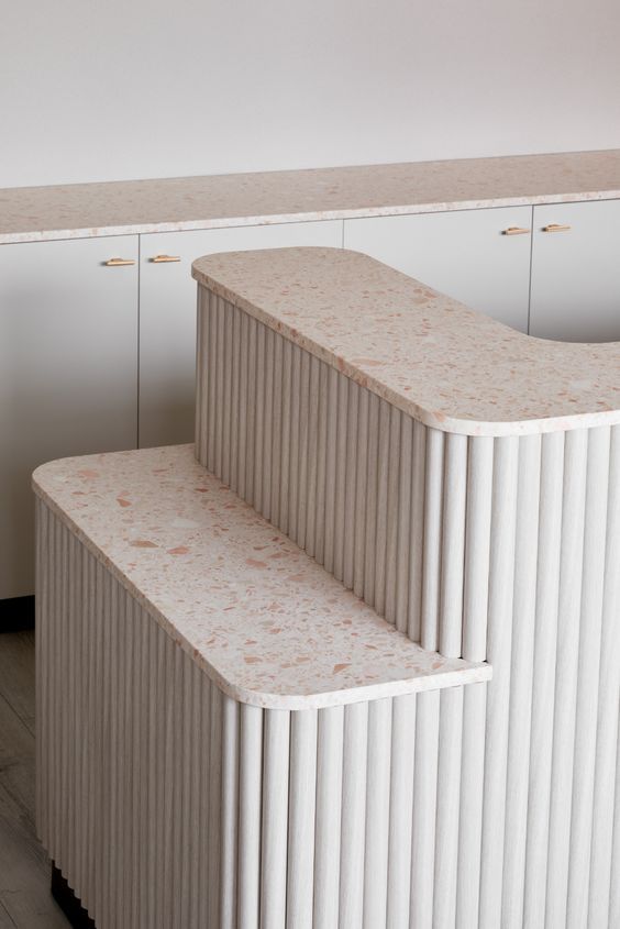 fleksi medijapan panel na nameštaju